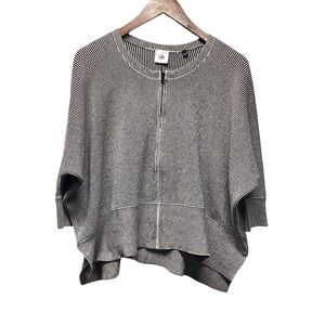 Cabi Cupid zip front sweater. Size Small